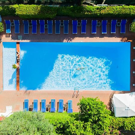 Hotel Central Wellness Sorrento Dış mekan fotoğraf