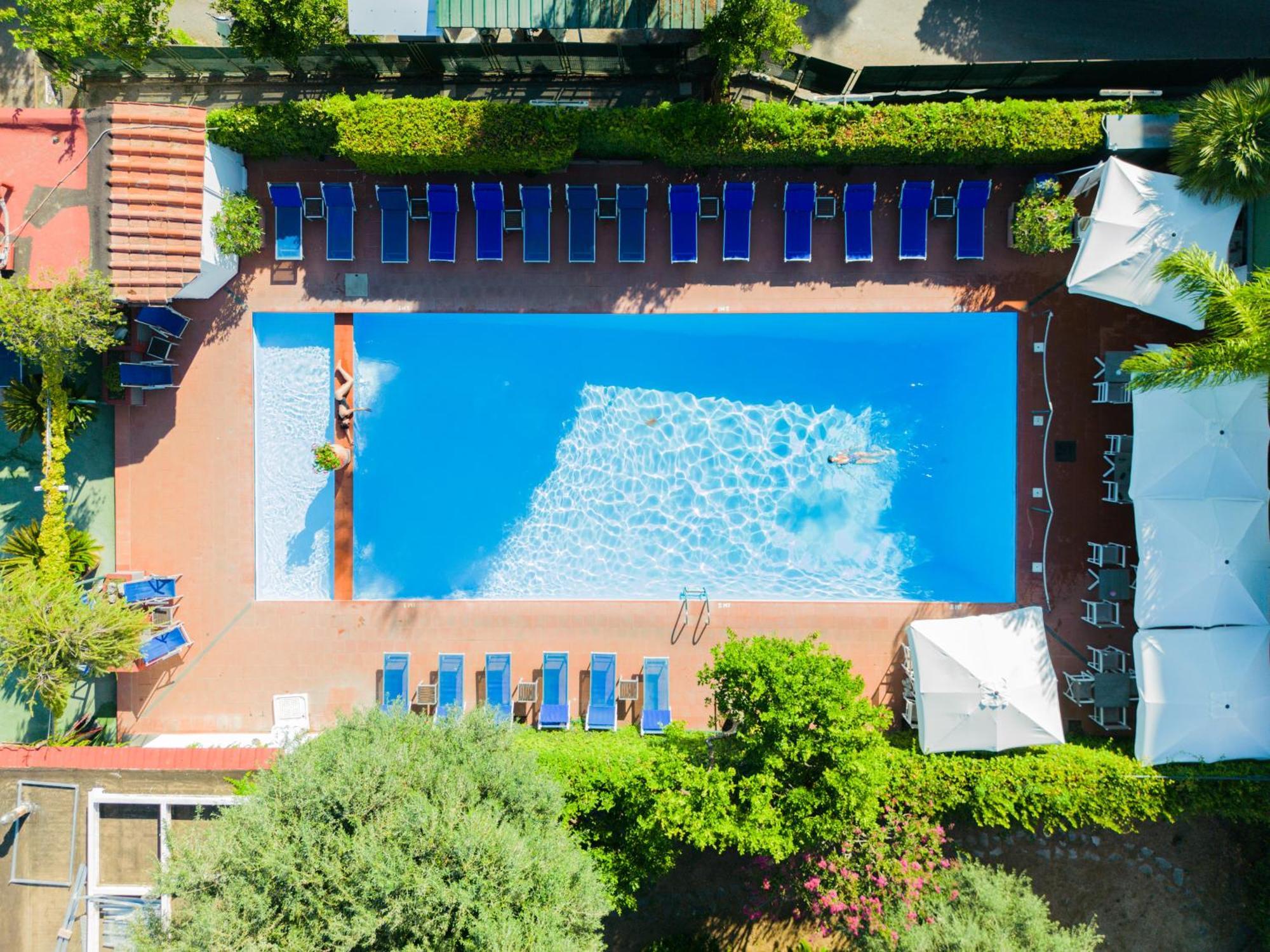 Hotel Central Wellness Sorrento Dış mekan fotoğraf