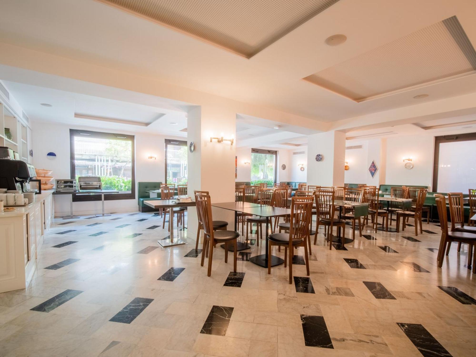 Hotel Central Wellness Sorrento Dış mekan fotoğraf