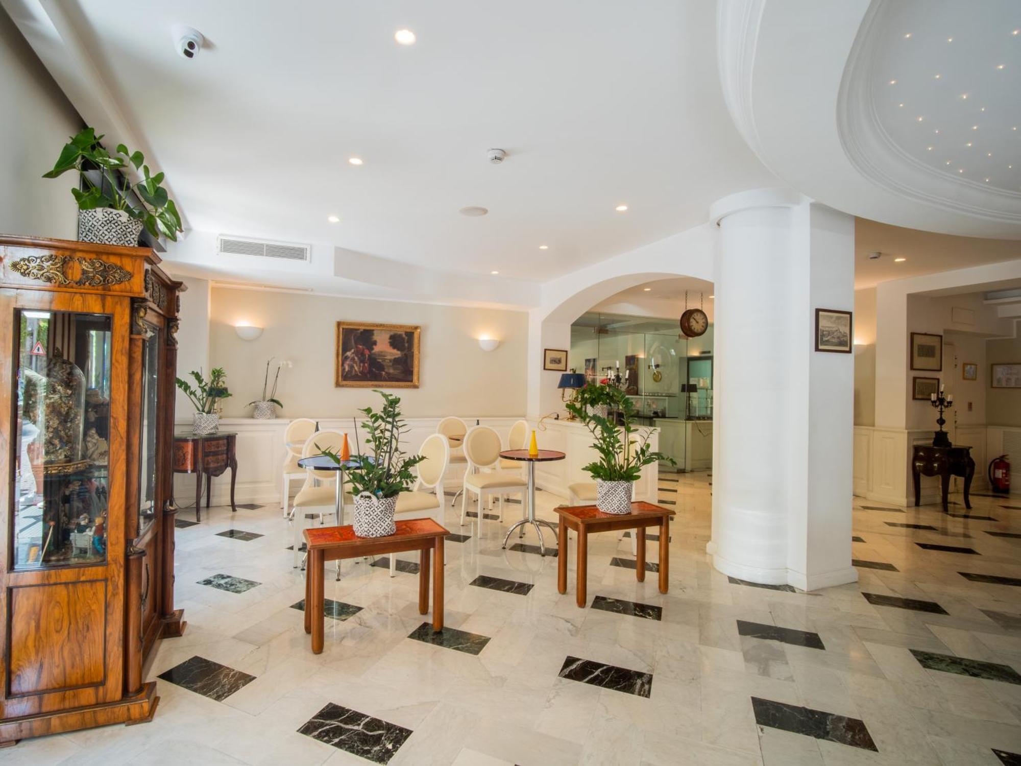 Hotel Central Wellness Sorrento Dış mekan fotoğraf