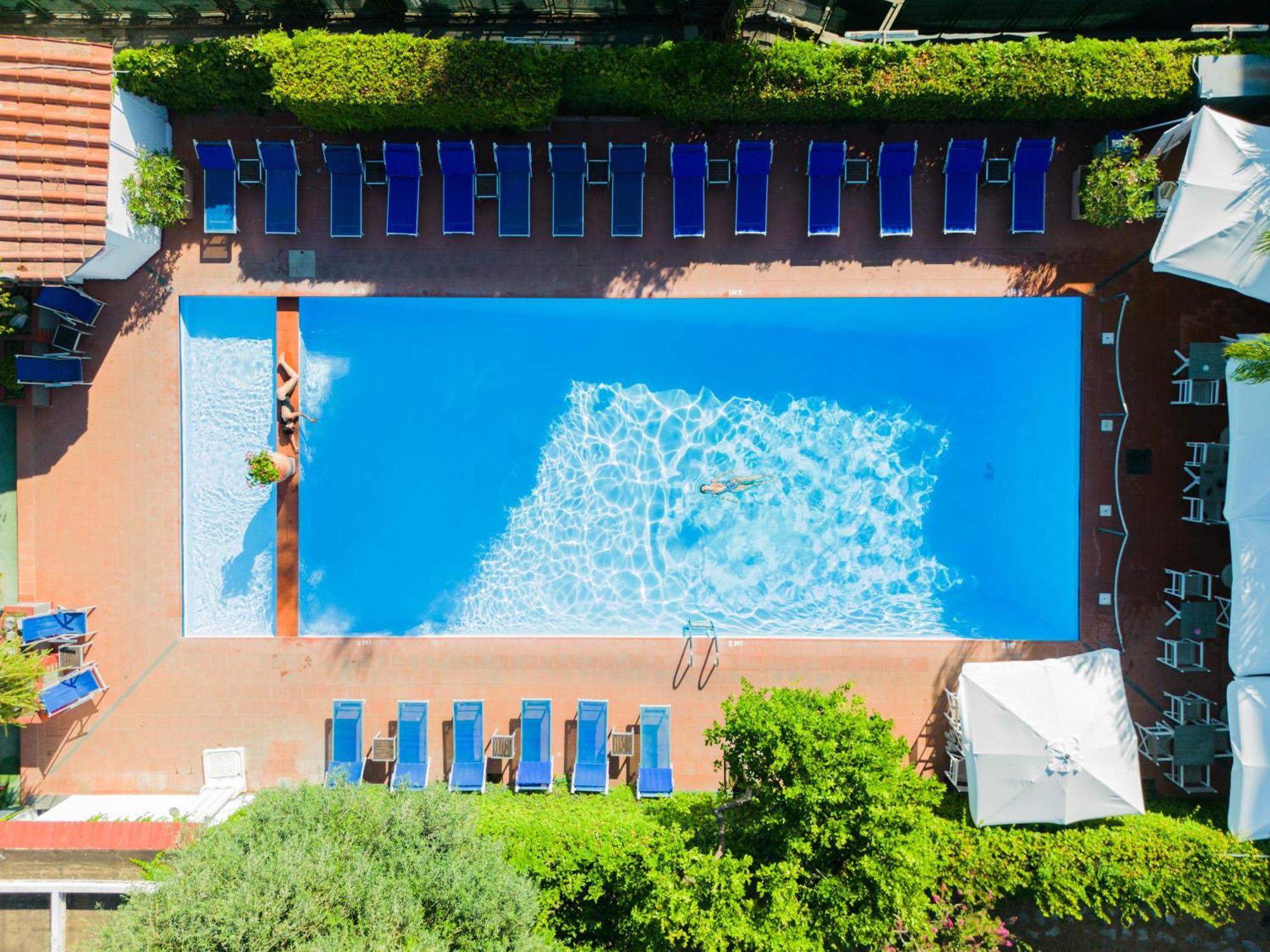 Hotel Central Wellness Sorrento Dış mekan fotoğraf