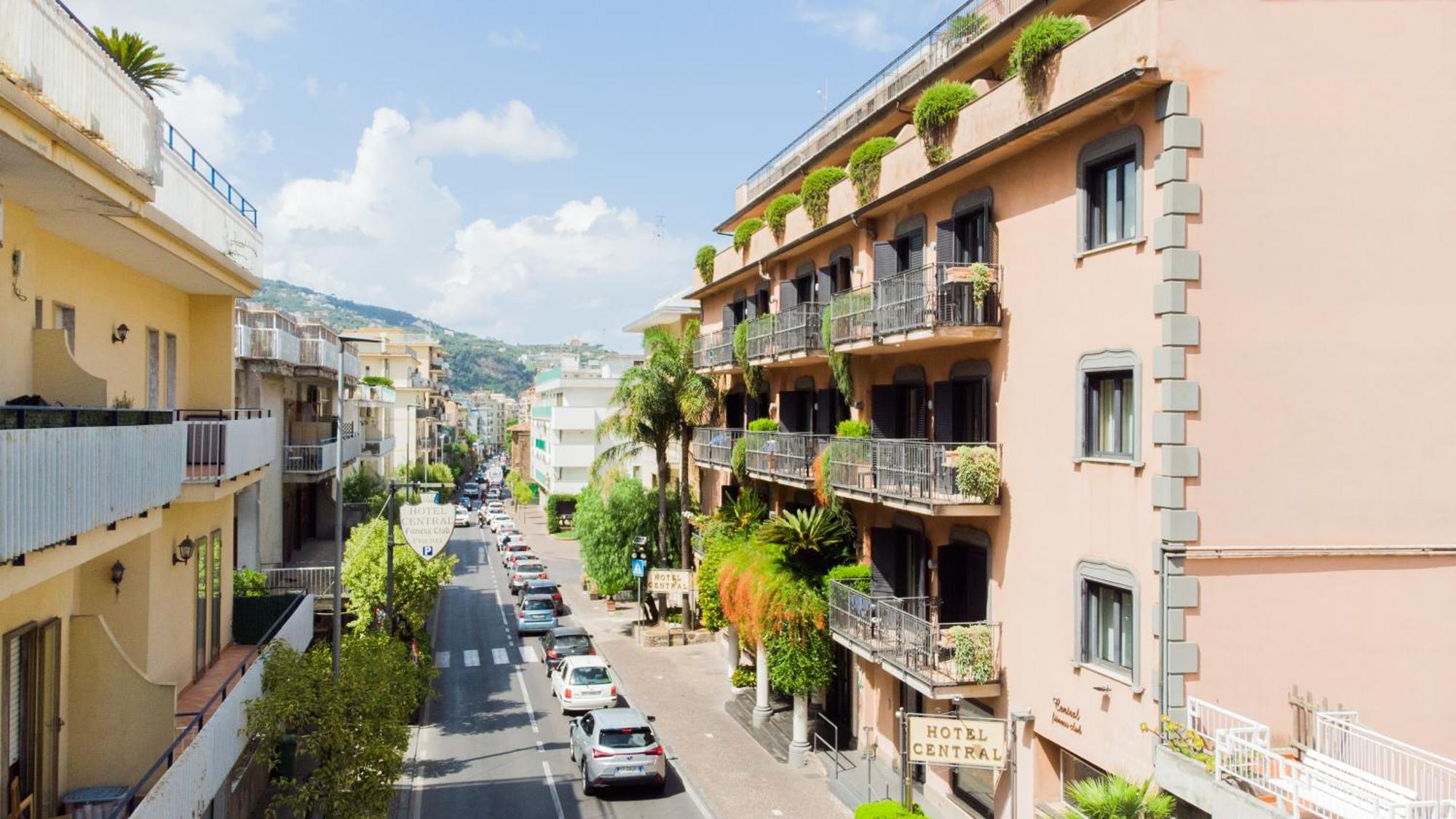 Hotel Central Wellness Sorrento Dış mekan fotoğraf